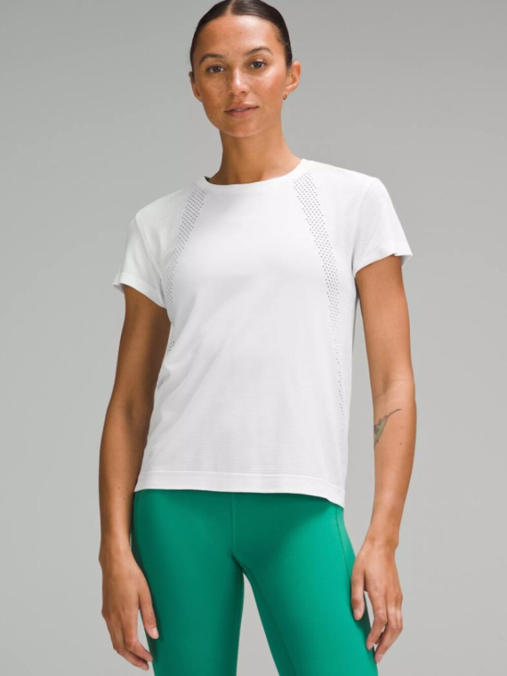 lululemon Train to Be Short-Sleeve Shirt White Size 6